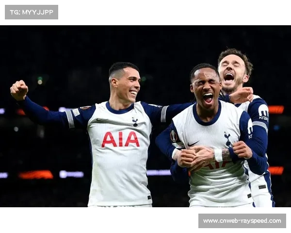 奥多贝尔左路突破，热刺调整阵容应对利物浦